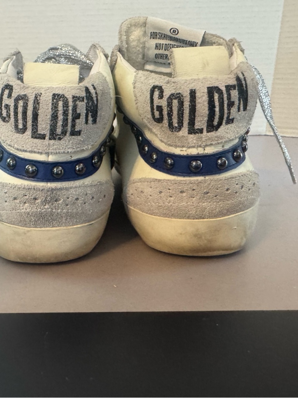 Golden Goose Mid Star Low-Top Sneakers in Grey, Silver & Pink Glitter - Picture 15 of 15